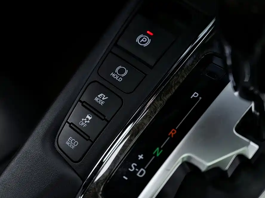 Toyota Vellfire 2021 — фото 19