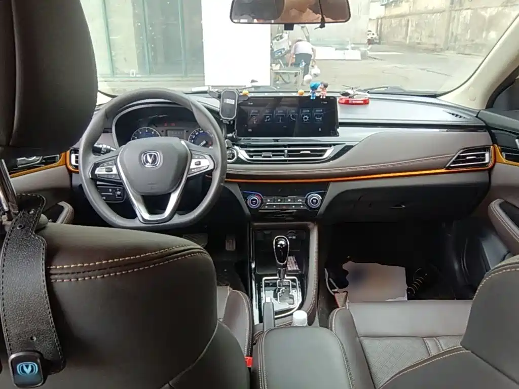Changan Eado DT 2019 — фото 10