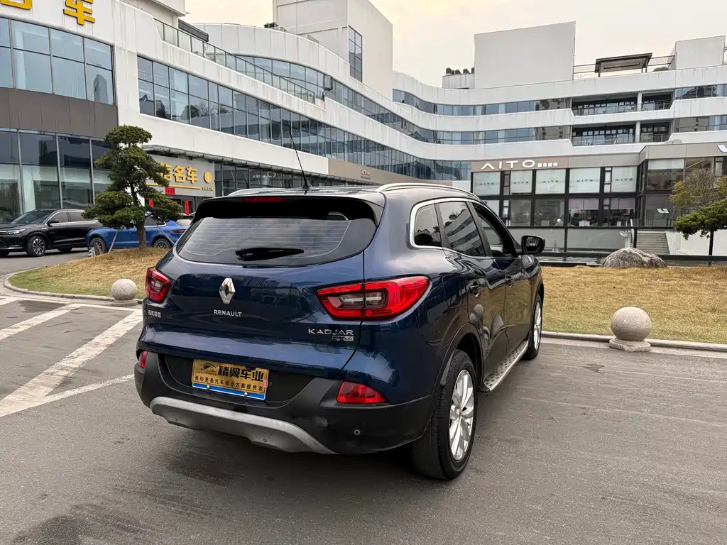 Renault Kadjar 2018 — фото 10