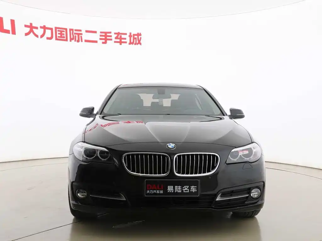 BMW 5 Series 2015 — фото 2