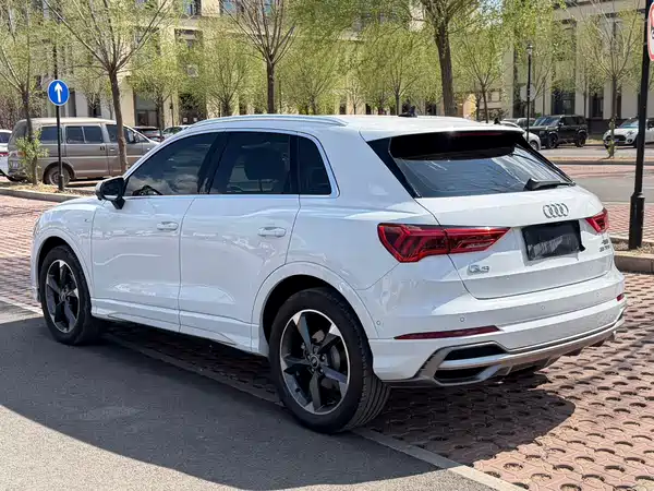 Audi Q3 2022