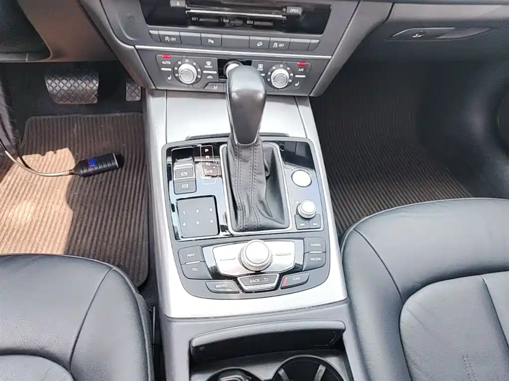Audi A6 2018 — фото 14