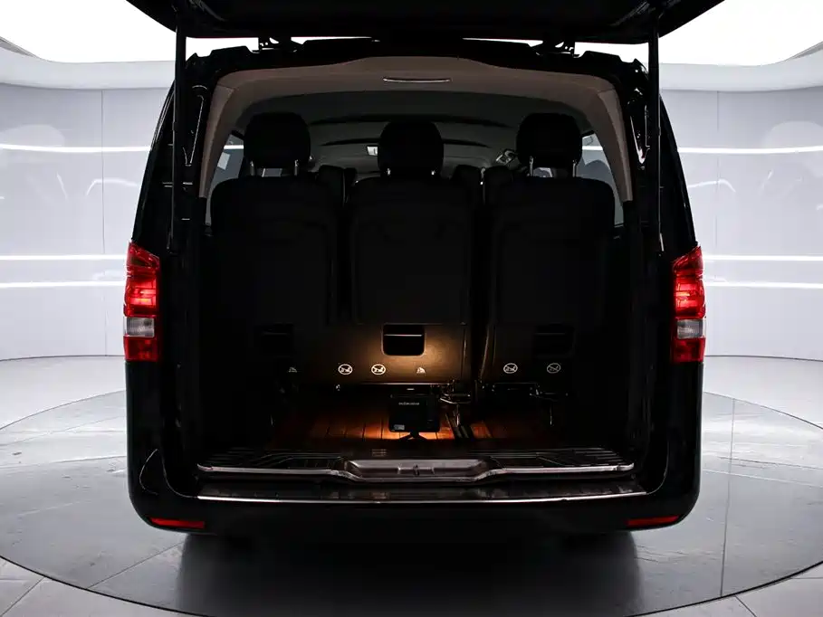 Mercedes-Benz Vito 2022 — фото 15