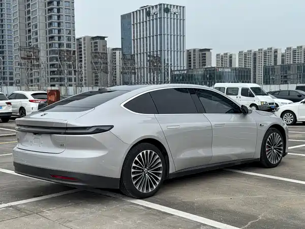 NIO ET7 2022