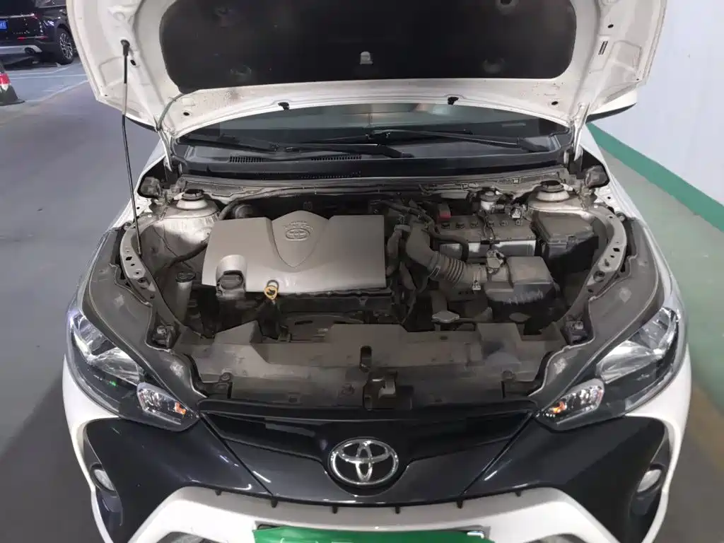 Toyota Yaris L 2018 — фото 11