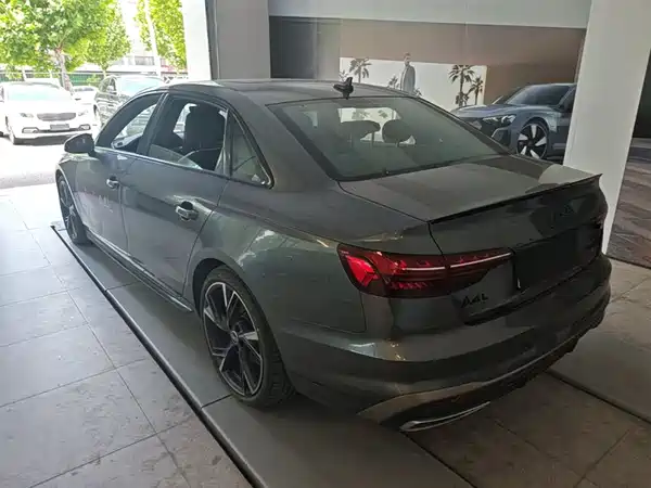 Audi A4L 2024