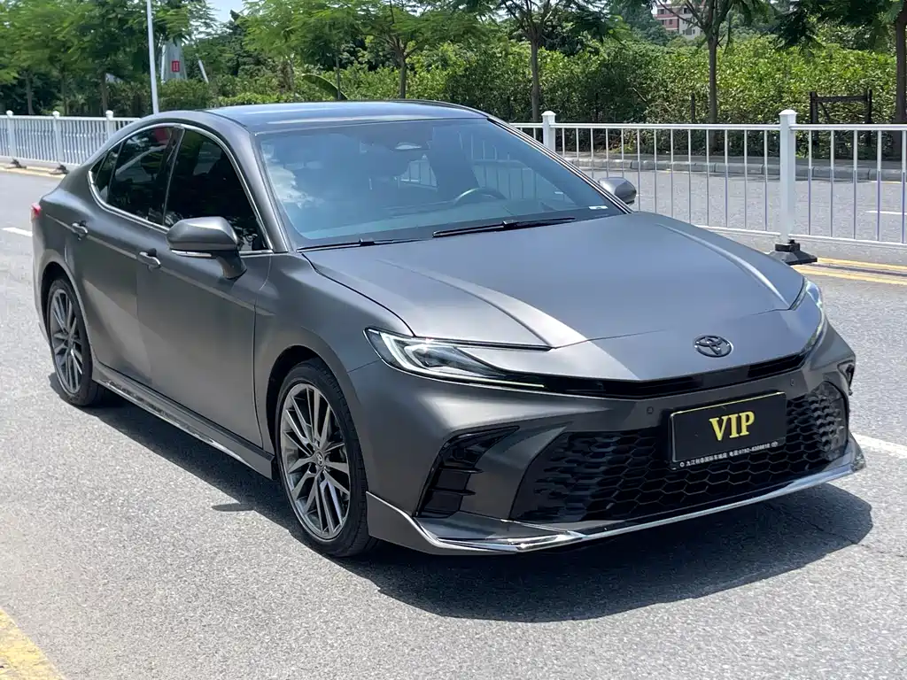 Toyota Camry 2025 — фото 3