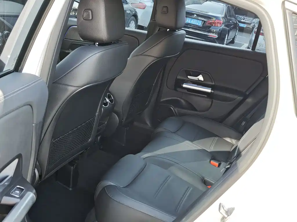 Mercedes-Benz GLA 2022 — фото 11