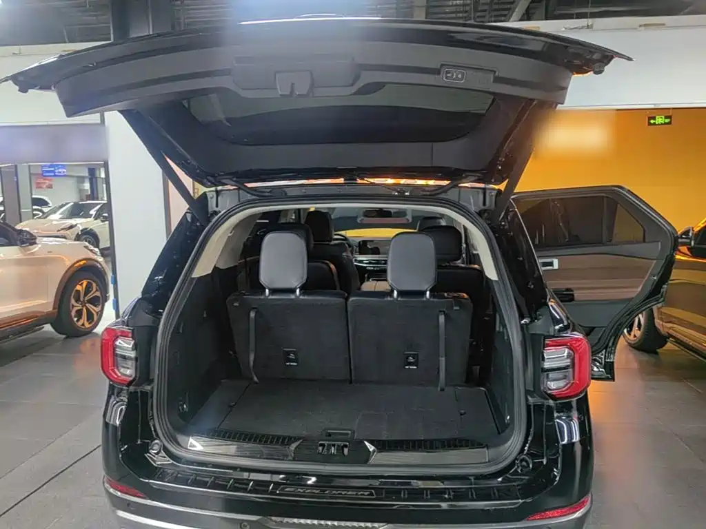 Ford Explorer 2022 — фото 19