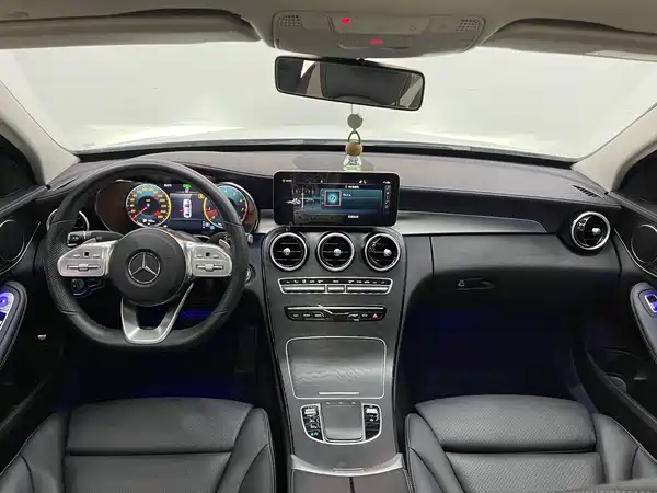 Mercedes-Benz C-Class 2021
