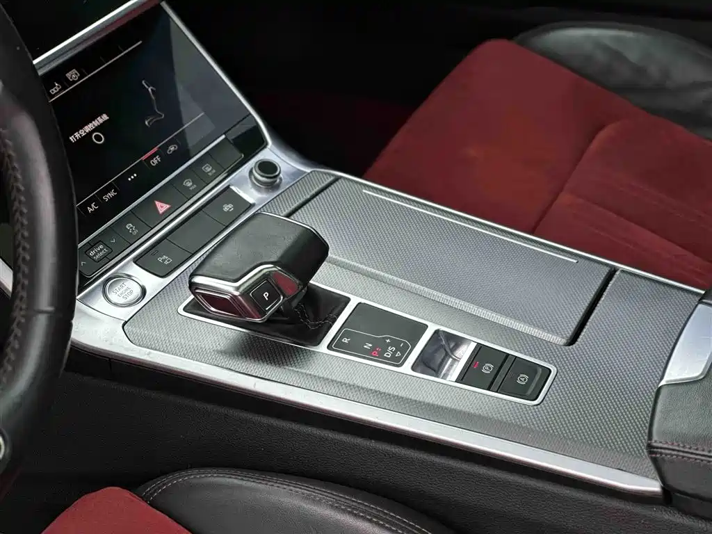 Audi A6L 2022 — фото 11