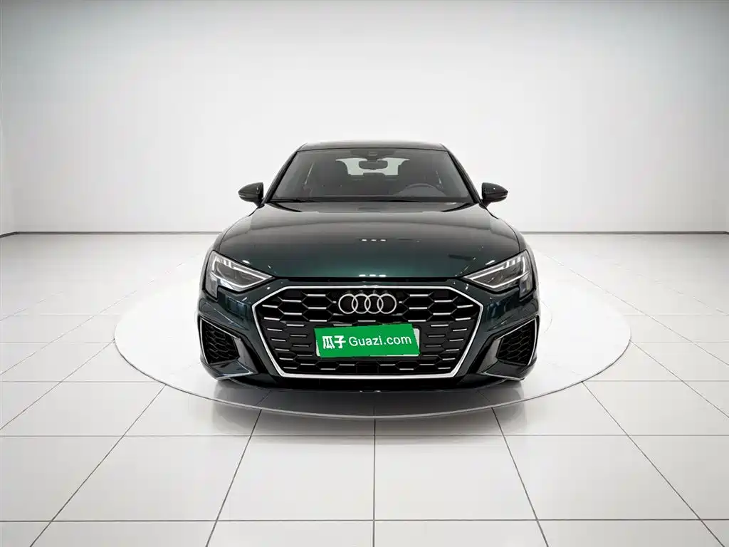 Audi A3 2024 — фото 3