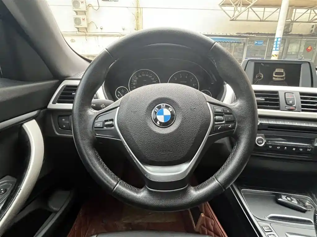 BMW 3 Series GT 2016 — фото 12