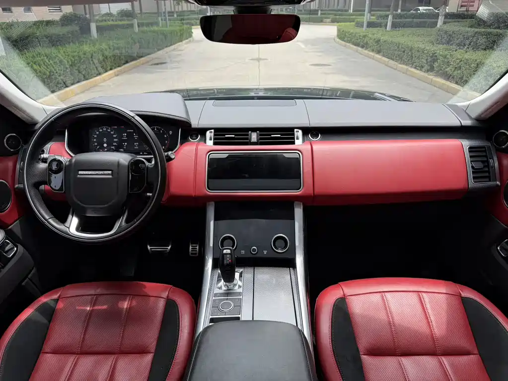 Land Rover Sport 2022 — фото 9
