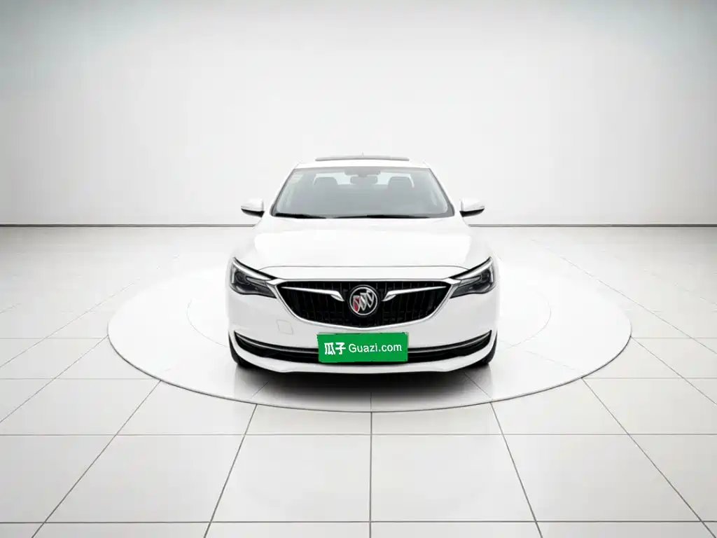 Buick Excelle 2018 — фото 24
