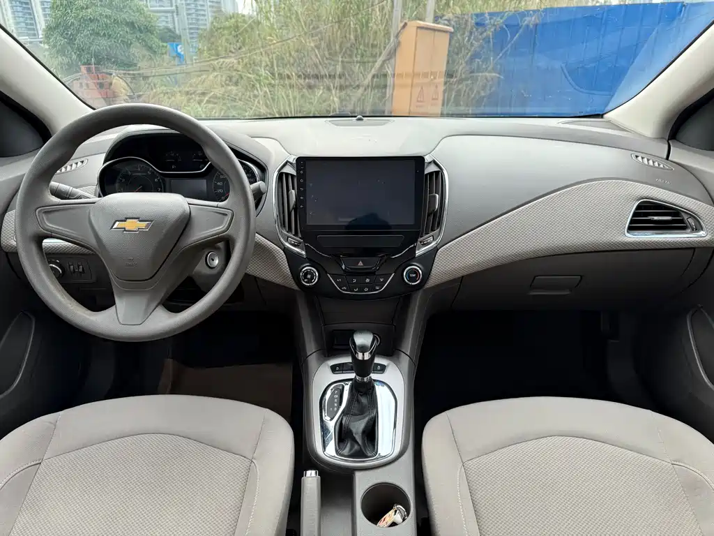 Chevrolet Cruze 2015 — фото 9