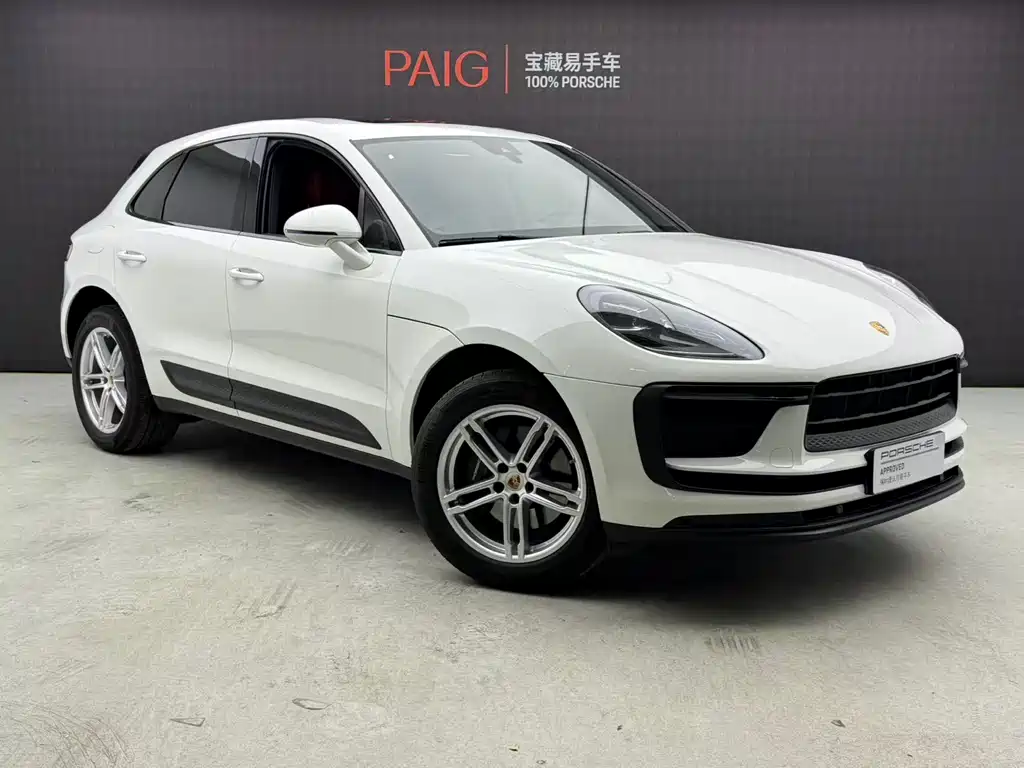 Porsche Macan 2024 — фото 1