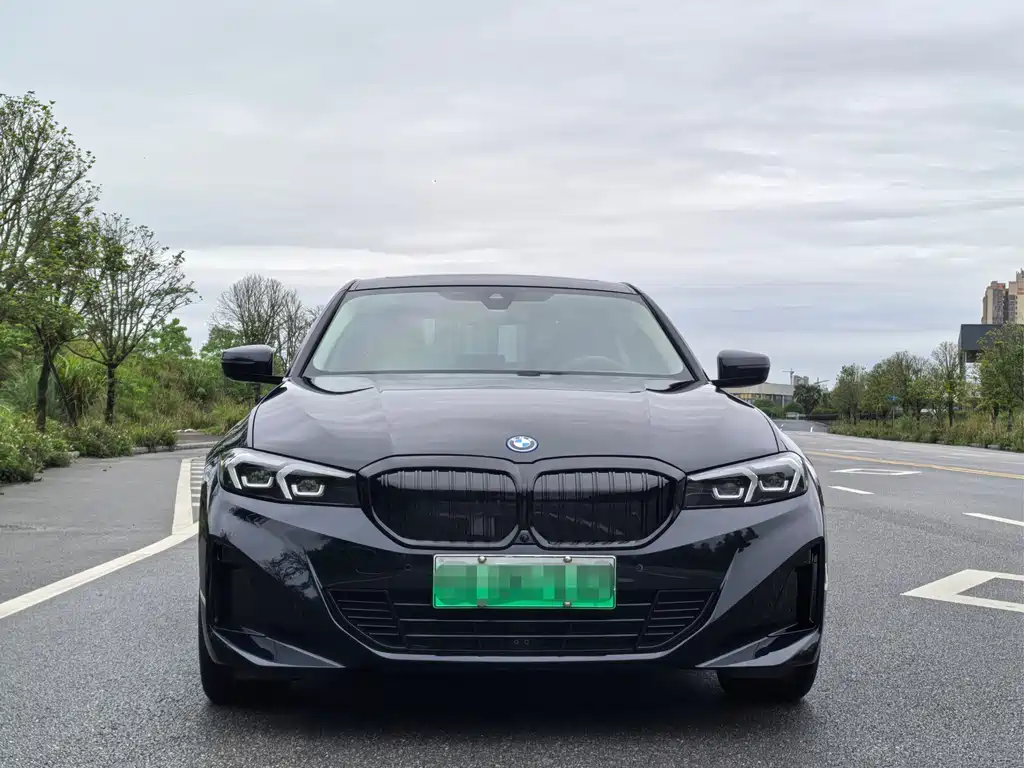 BMW i3 2023 — фото 2