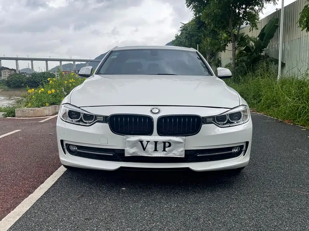 BMW 3 Series 2015 — фото 2