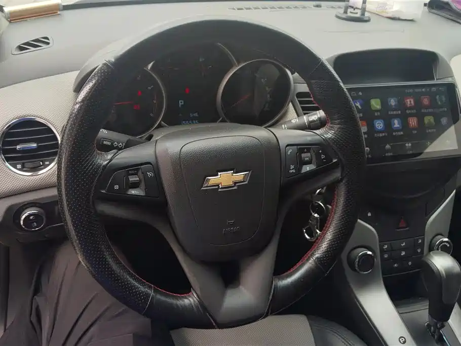 Chevrolet Cruze 2014 — фото 15