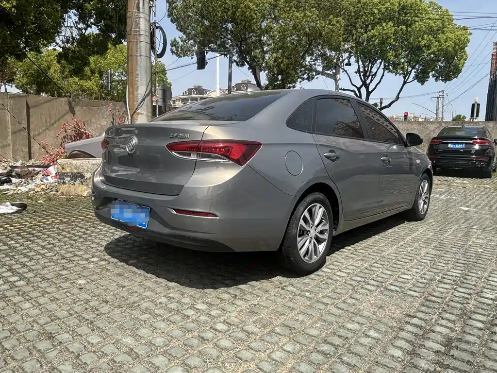 Buick Excelle 2018 — фото 9