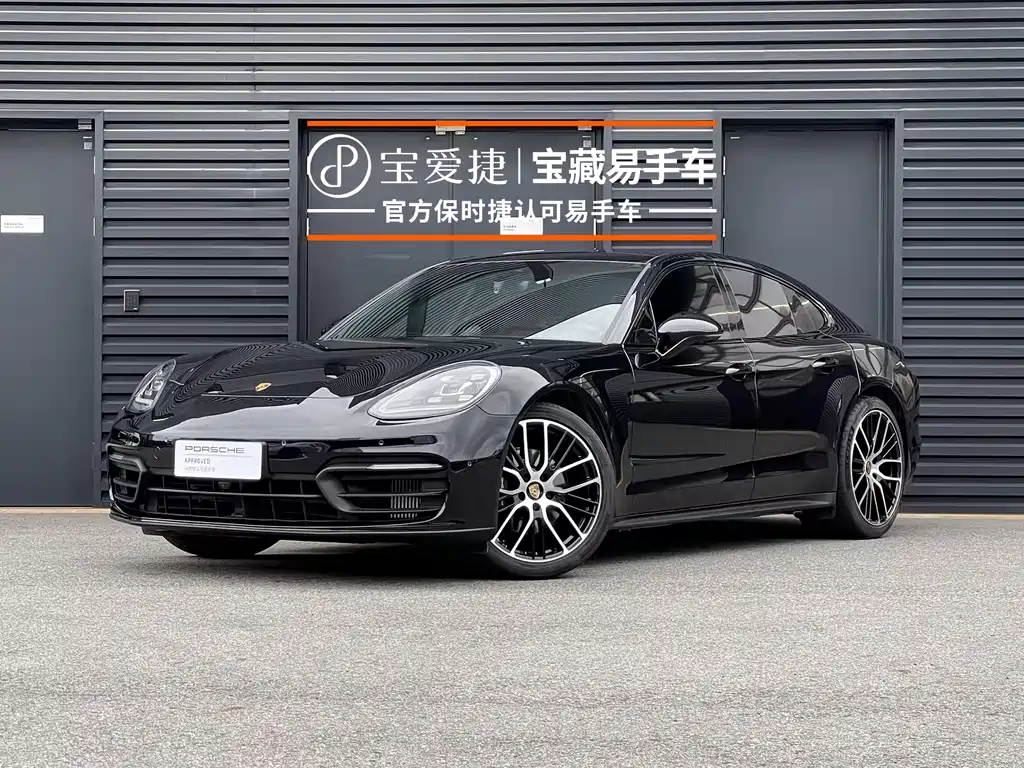 Porsche Panamera 2023 — фото 1
