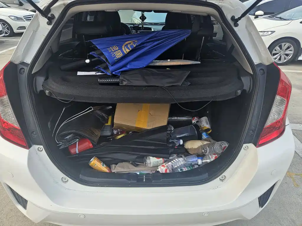 Honda Fit 2016 — фото 12