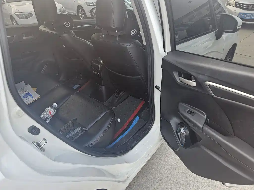 Honda Fit 2016 — фото 14