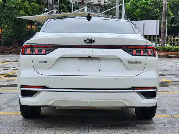 Ford Mondeo 2023
