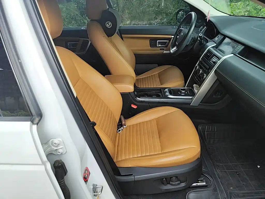 Land Rover Discovery Sport 2018 — фото 25
