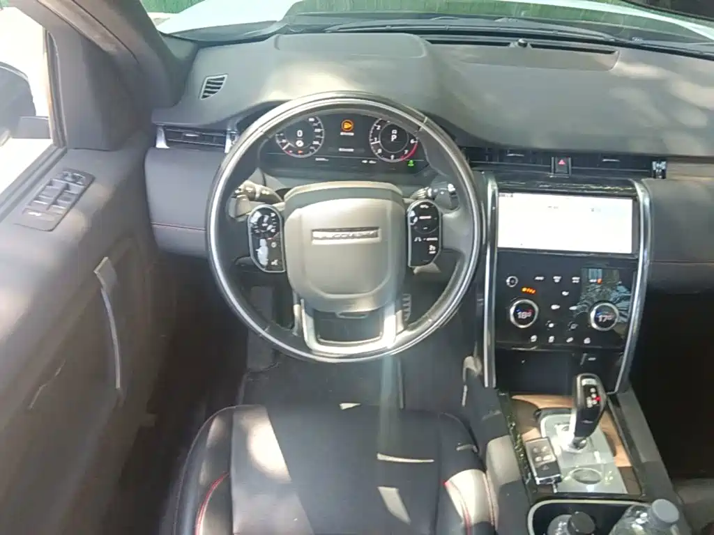 Land Rover Discovery Sport 2020 — фото 17