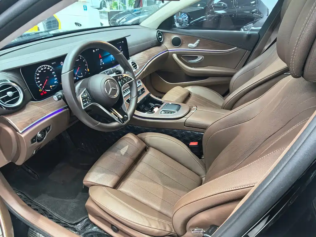 Mercedes-Benz E-Class 2023