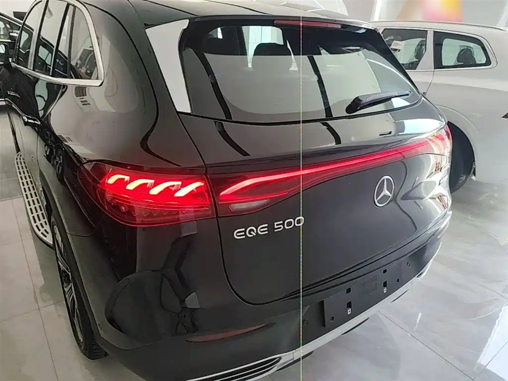 Mercedes-Benz EQE SUV 2026 — фото 6