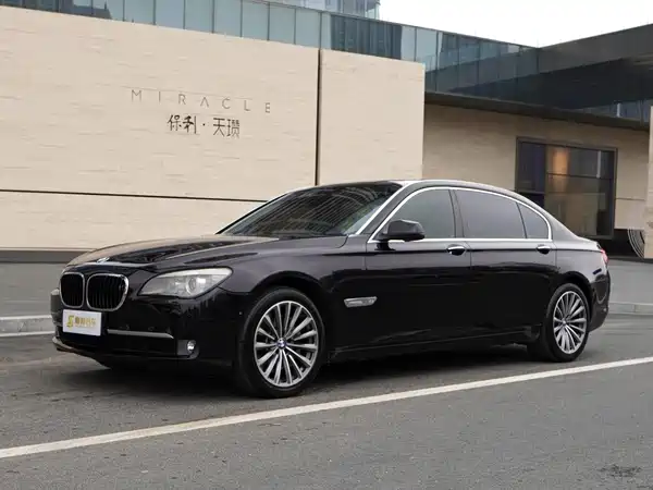 BMW 7 Series 2010