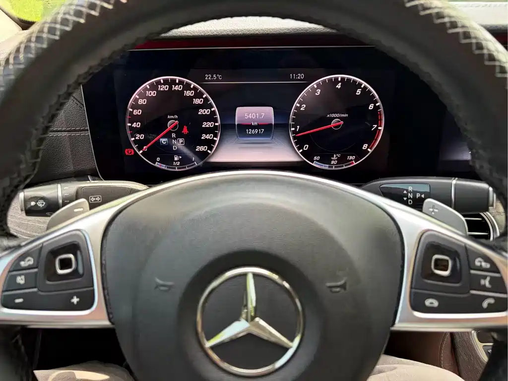 Mercedes-Benz E-Class 2018 — фото 5