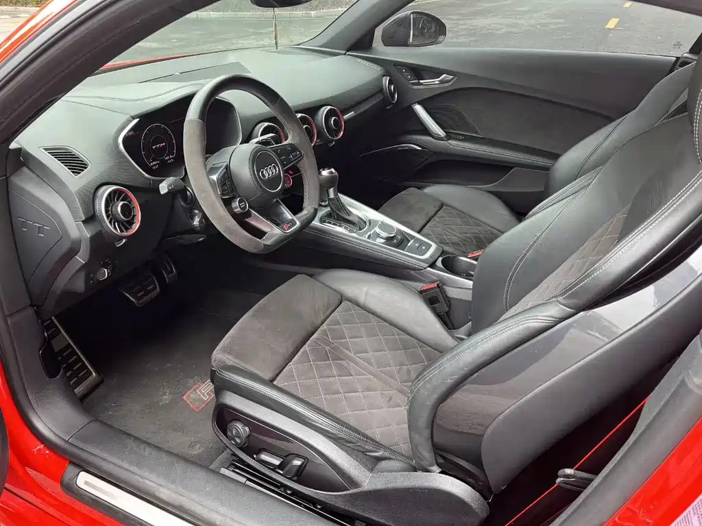 Audi TT RS 2018 — фото 2