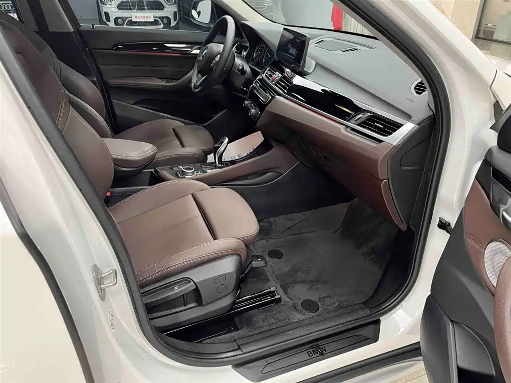 BMW X1 2022 — фото 13