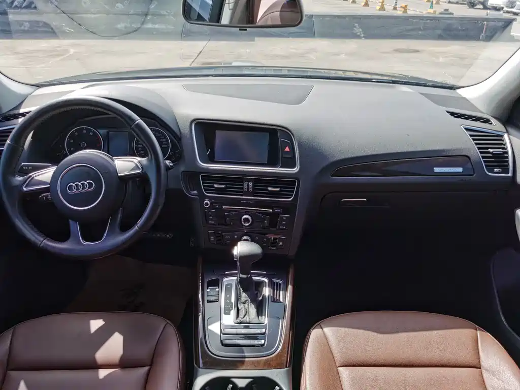 Audi Q5 2016 — фото 11