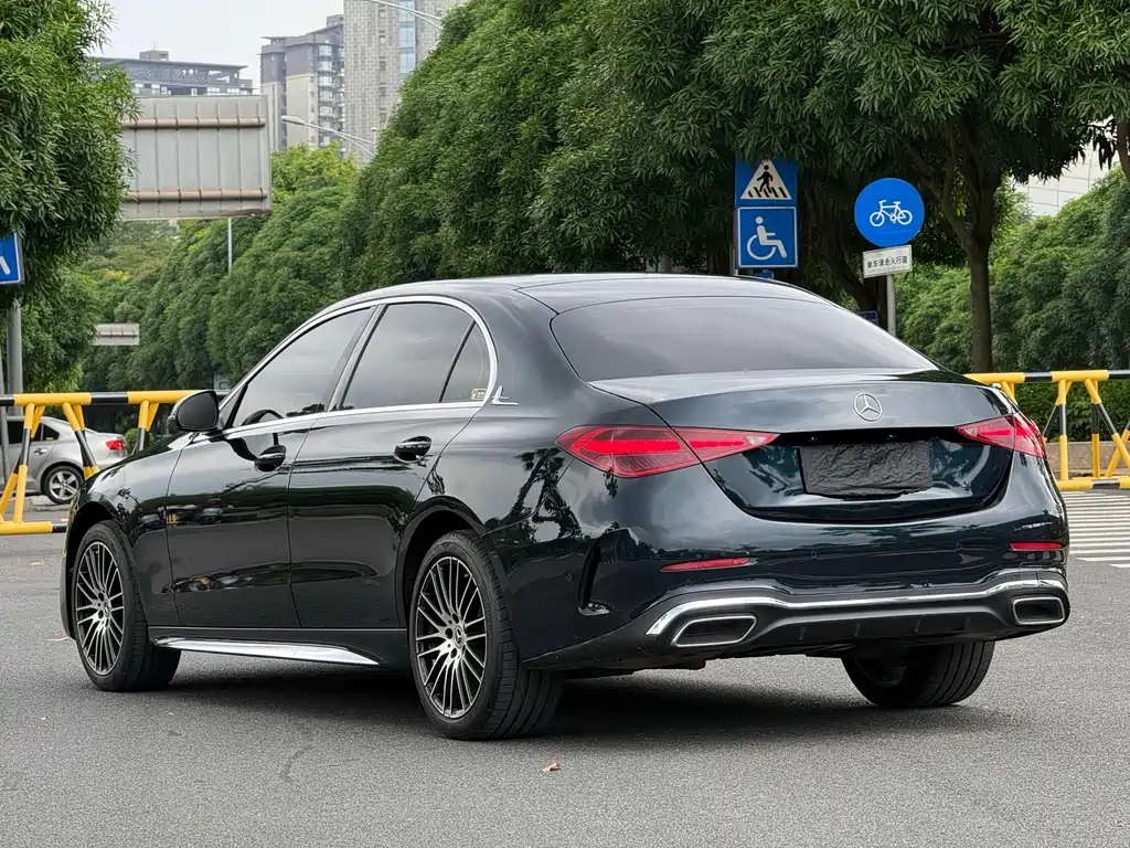 Mercedes-Benz C-Class 2022 — фото 4