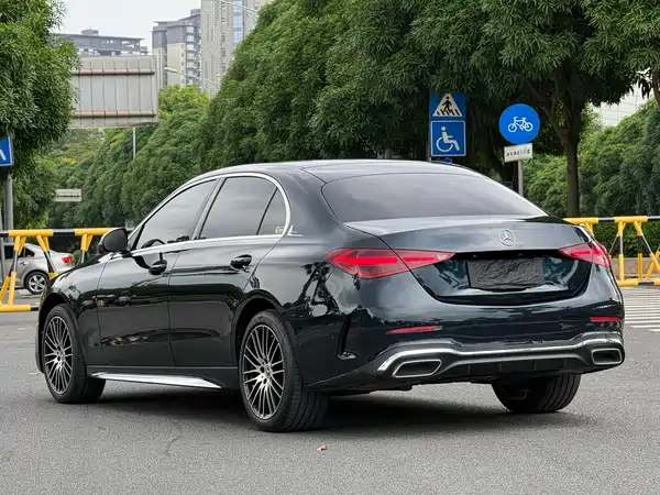 Mercedes-Benz C-Class 2022