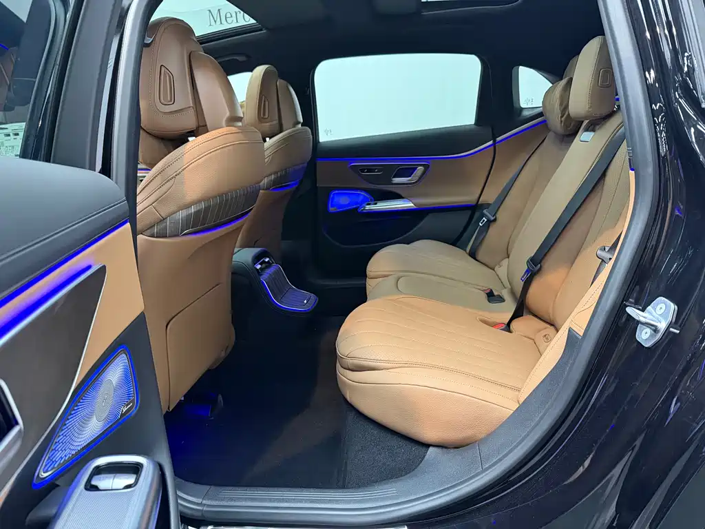 Mercedes-Benz E-Class New Energy 2024 — фото 10
