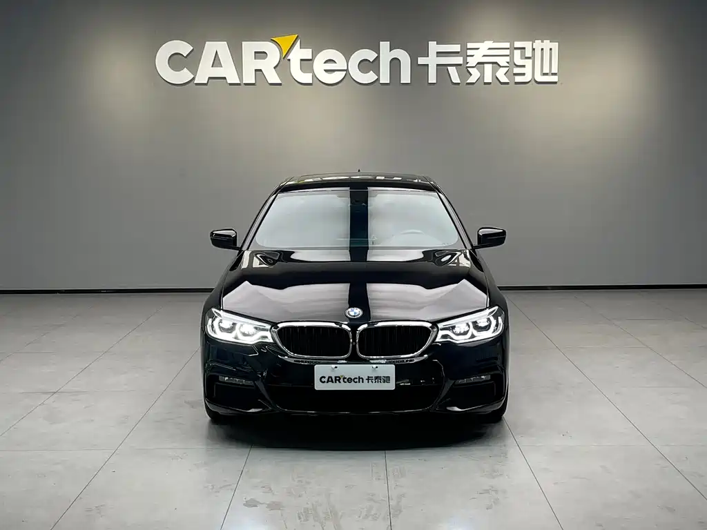 BMW 5 Series 2019 — фото 2