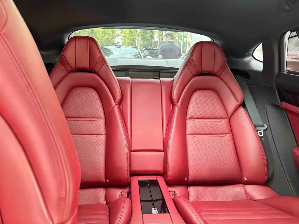 Porsche Panamera 2017 — фото 13