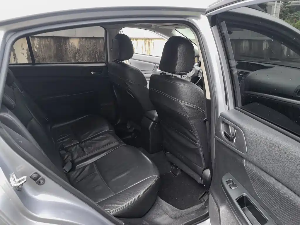 Subaru XV 2013 — фото 23