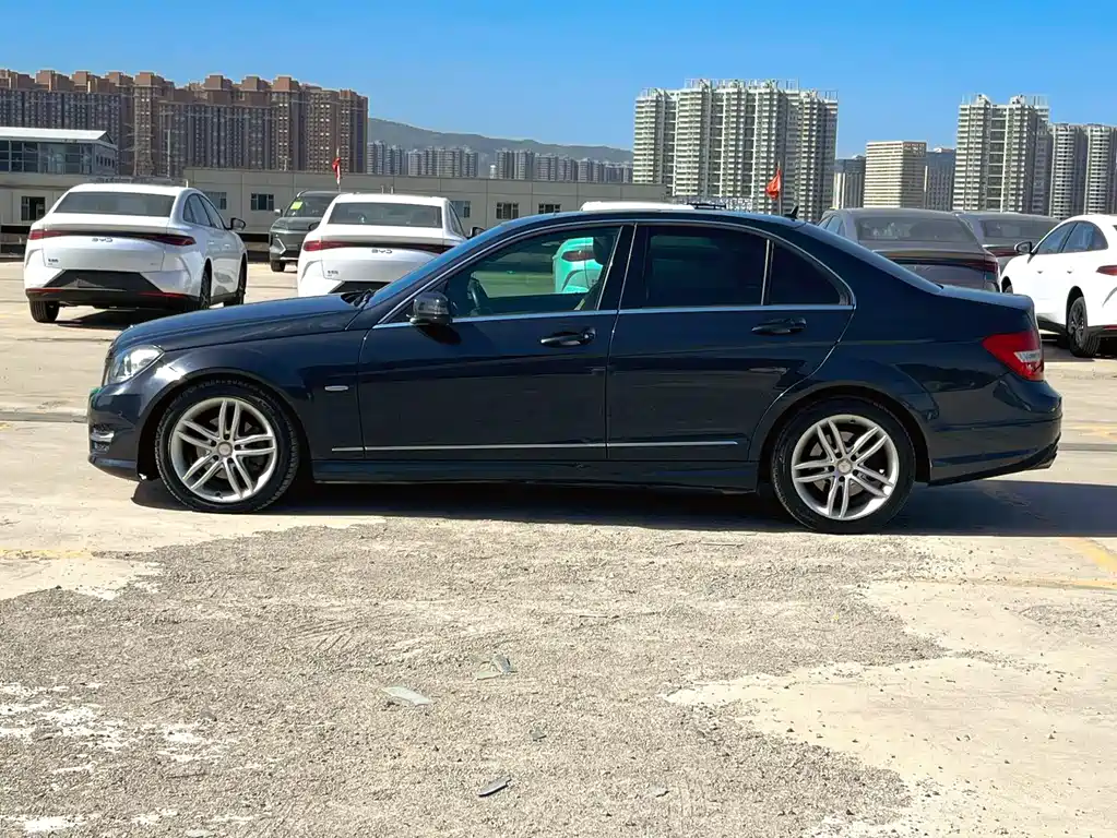 Mercedes-Benz C-Class 2014 — фото 12
