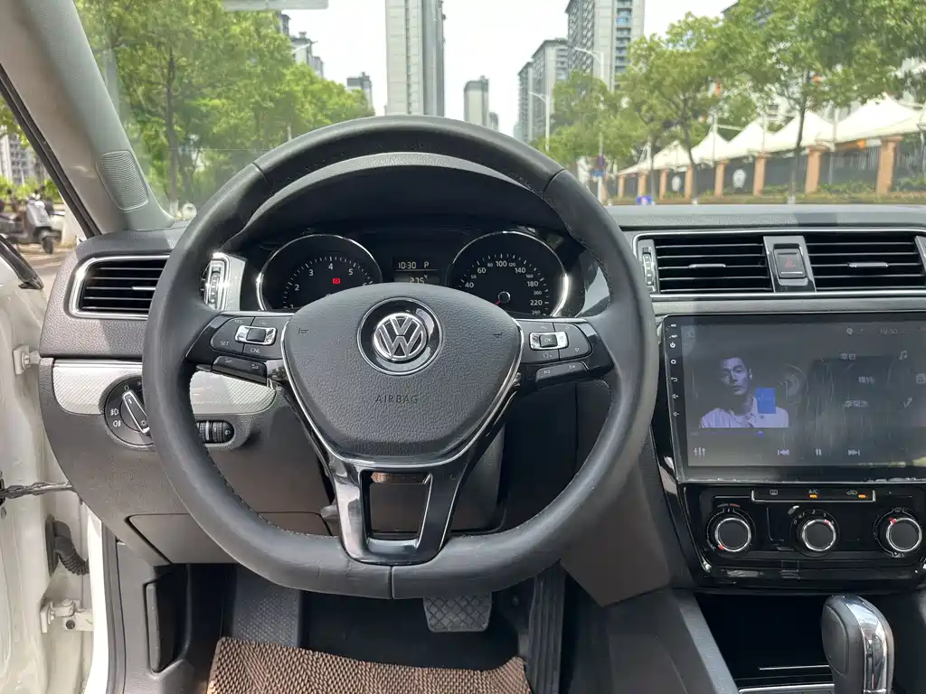 Volkswagen Sagitar 2017 — фото 17