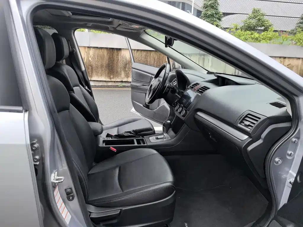 Subaru XV 2013 — фото 28