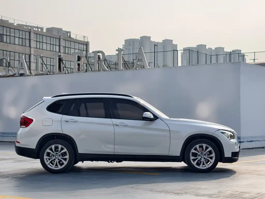 BMW X1 2013 — фото 5