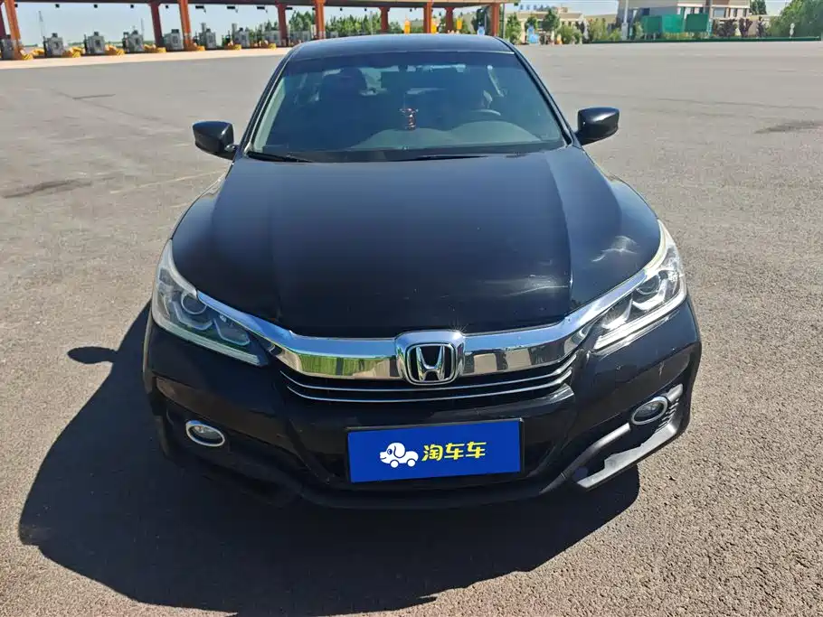Honda Accord 2018 — фото 2