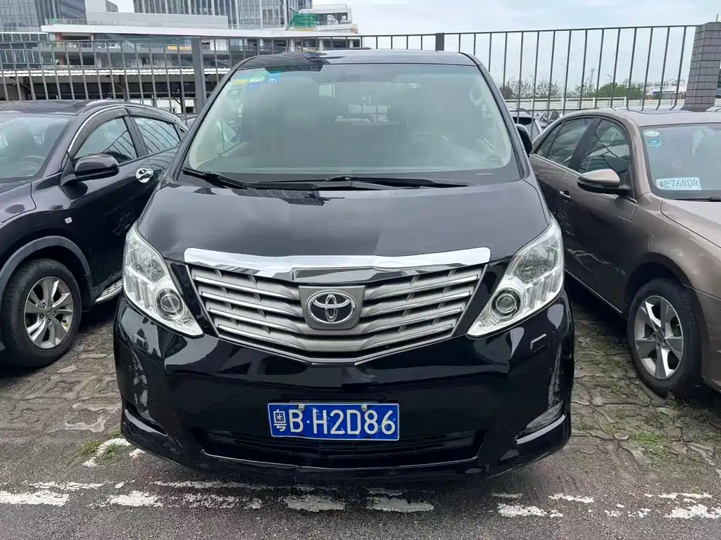 Toyota Alphard 2011 — фото 2